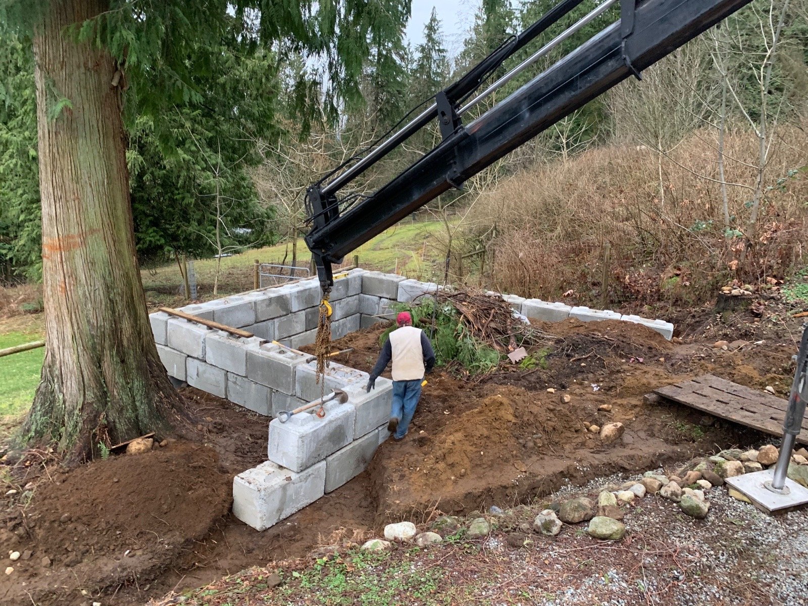 Lock block retaining wall