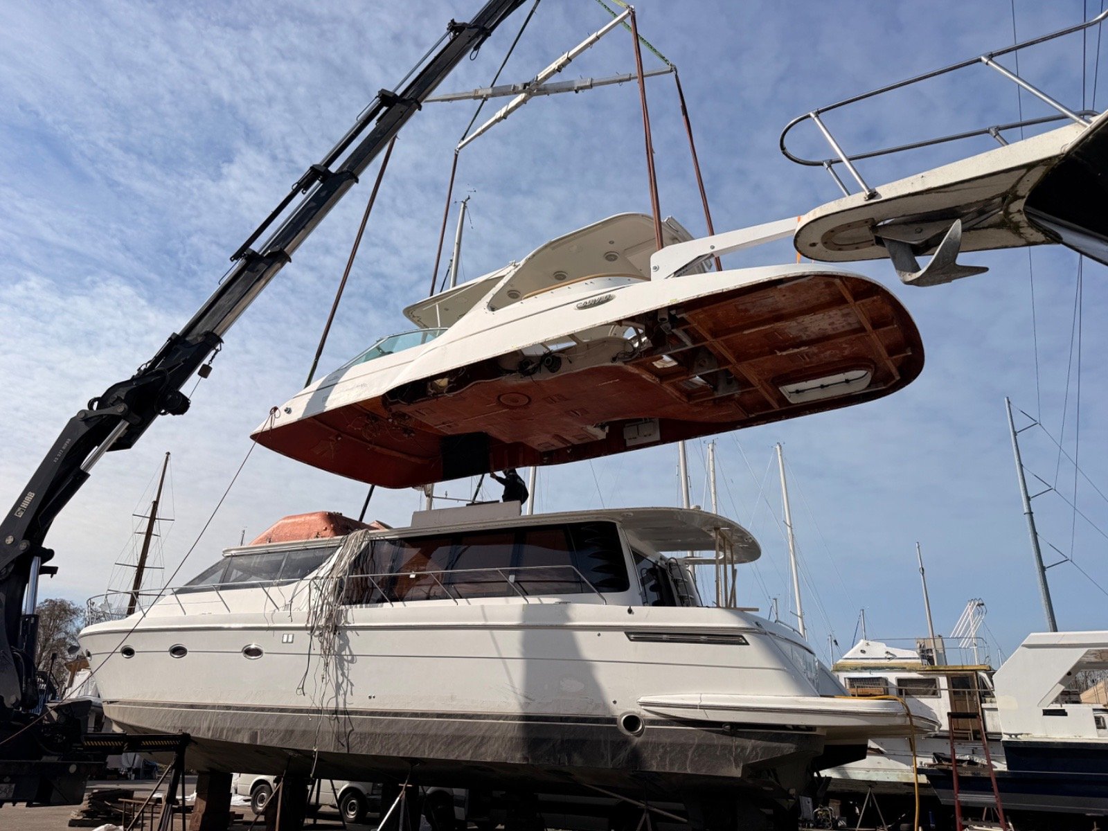 Yacht hardtop removal at the boatyard